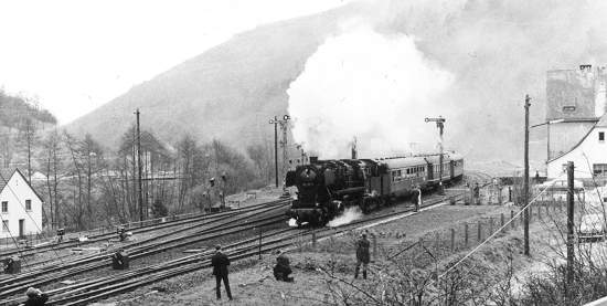 50 001 (April 1970) (G. Lattenkamp)