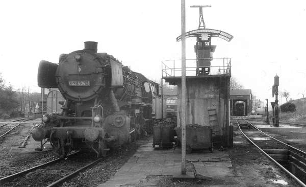 052 404 (8.1.1975) (G. Lattenkamp)